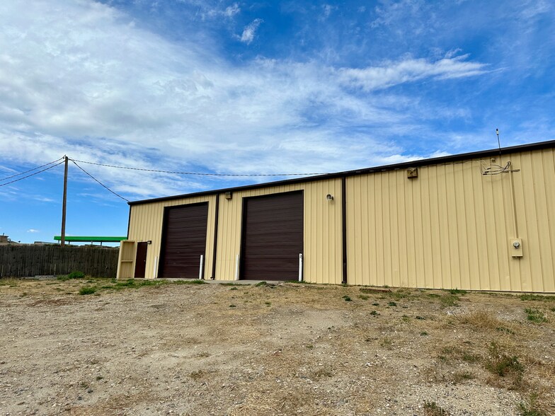 More Photos Of 6659 Uranium Rd, Casper Warehouse For Sale