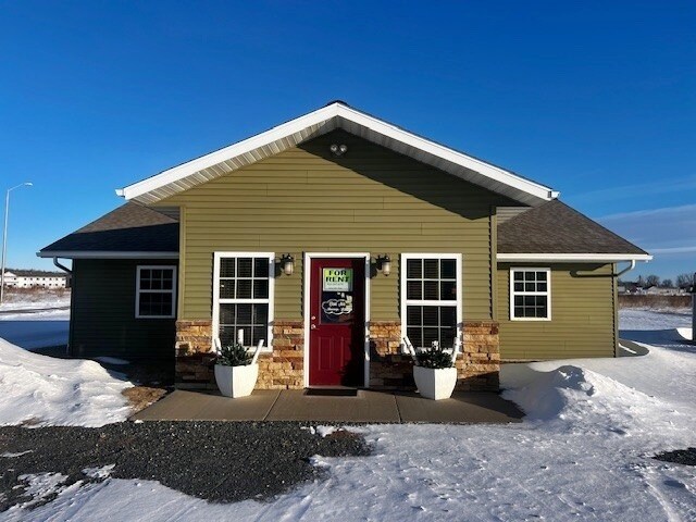 Primary Photo Of 208 W Cedar St, Spencer Flex For Lease