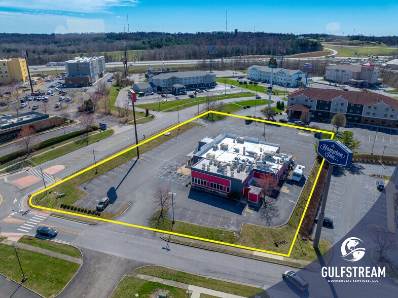 More Photos Of 200 Commerce Dr, Elizabethtown Restaurant For Lease