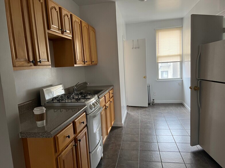 More Photos Of 127 N 4th St, Brooklyn Apartments For Sale