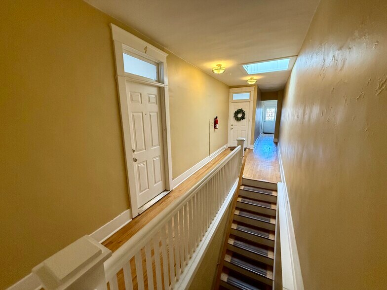 More Photos Of 119 E Kalamazoo St, Lansing Apartments For Sale