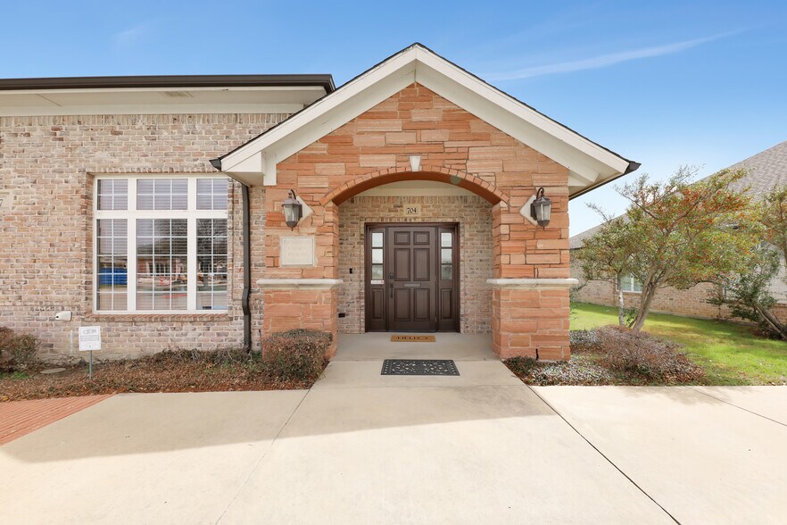 More Photos Of 860 Hebron Pky, Lewisville Medical For Sale
