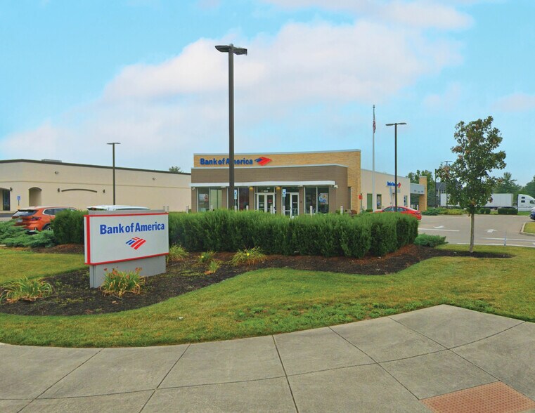 More Photos Of 4040 Montgomery Rd, Loveland Bank For Sale