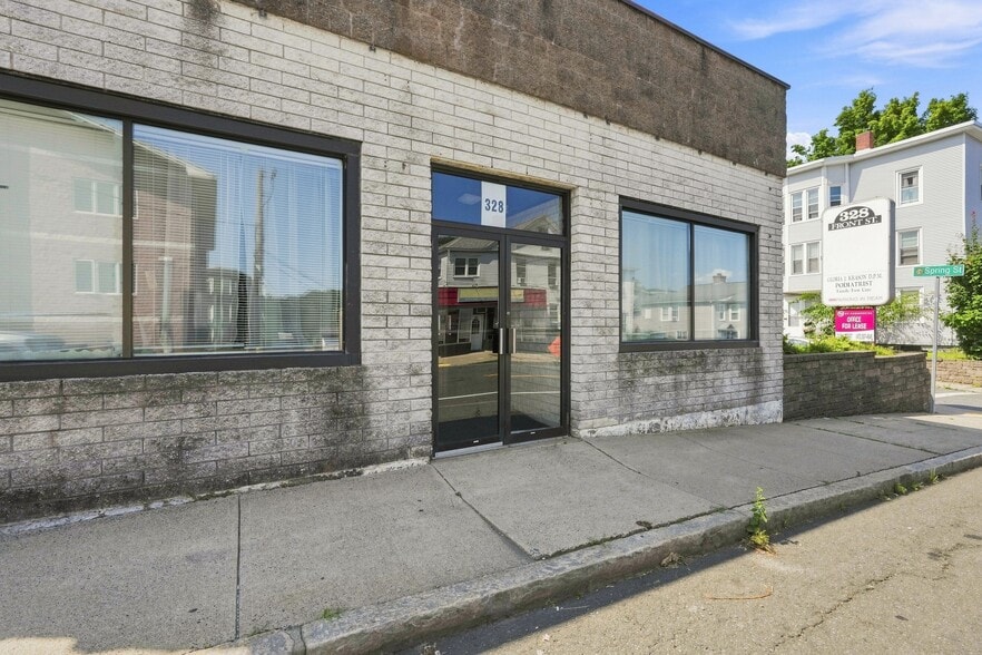 More Photos Of 328 Front St, Chicopee Storefront Retail Office For Lease