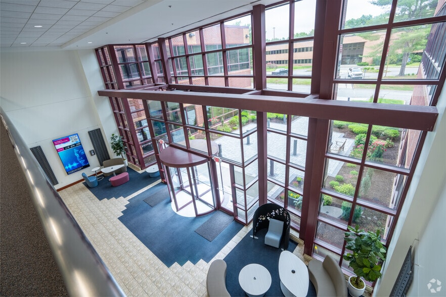 More Photos Of 201 Riverneck Rd, Chelmsford Office For Lease