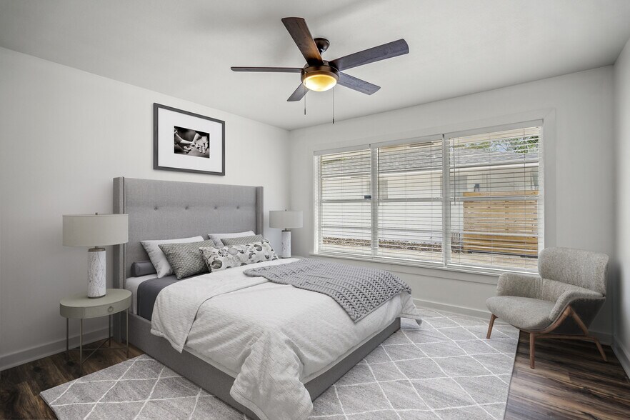 More Photos Of 907 E 27th St, Bryan Apartments For Sale