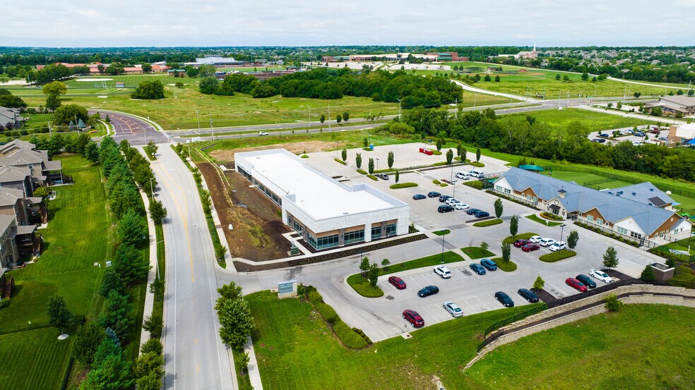 More Photos Of 16501 Anitoch Rd, Overland Park Office For Lease