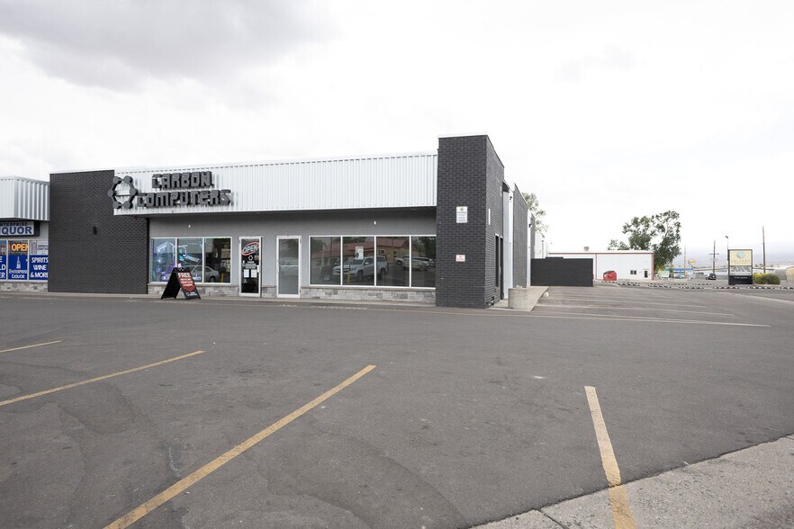 More Photos Of 2923 North Ave, Grand Junction Unknown For Lease