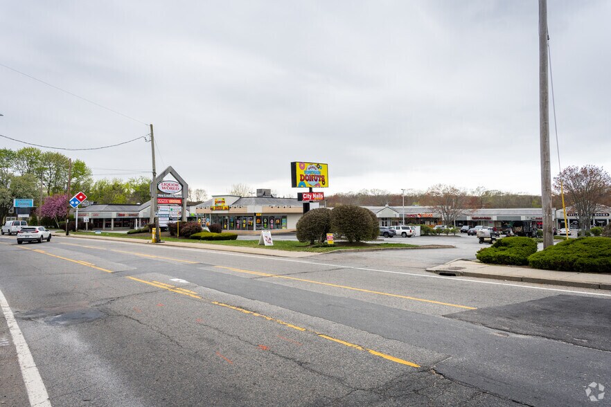 More Photos Of 1745 Main St, West Warwick General Retail For Lease