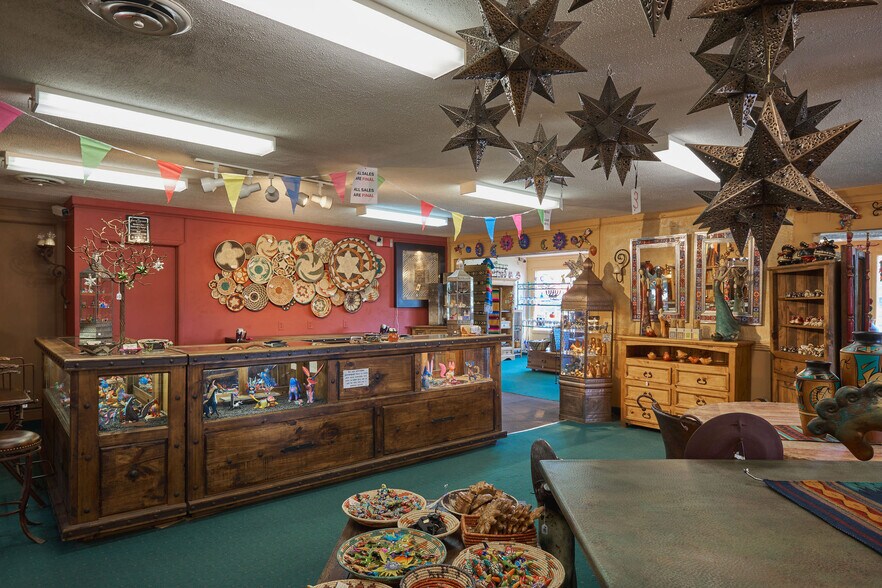 More Photos Of 1670 W Highway 89A, Sedona Storefront Retail Office For Sale