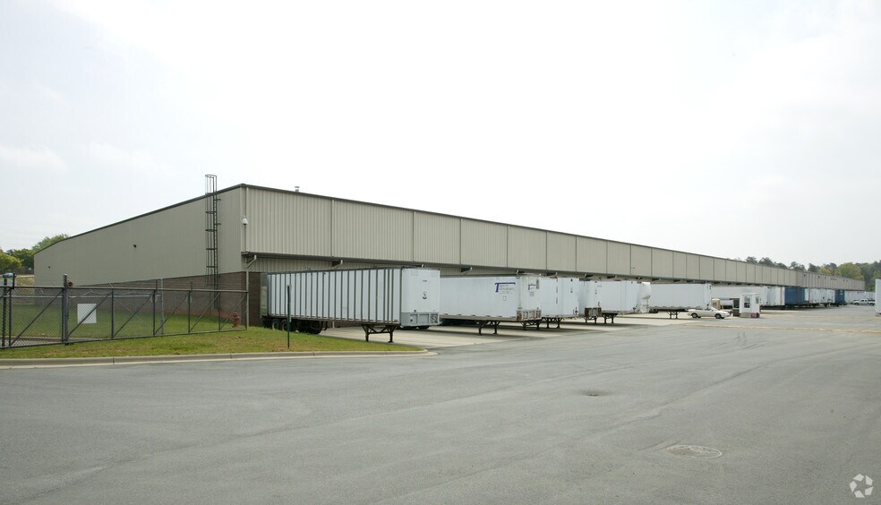 More Photos Of 710 Almondridge Dr, Rural Hall Warehouse For Lease