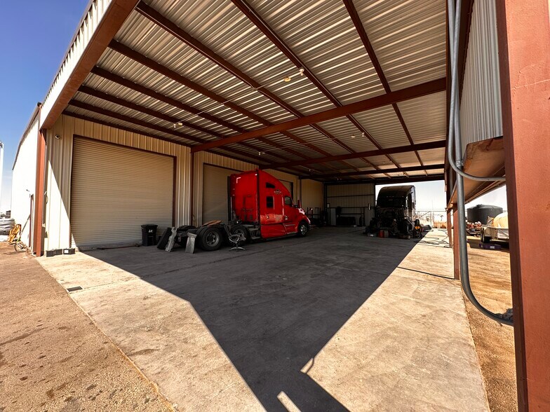 More Photos Of 13949 Windermere ave, El Paso Warehouse For Sale