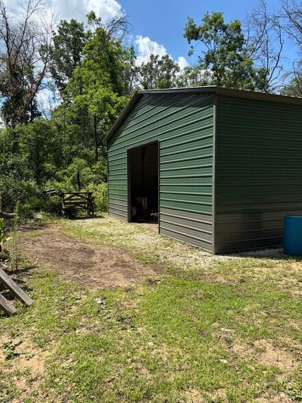 More Photos Of 7332 S M-37, Baldwin Hotel For Sale