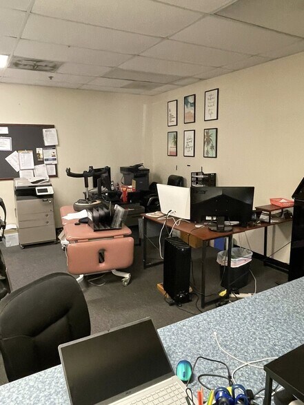 More Photos Of 65 Thomas Johnson Dr, Frederick Medical For Sale