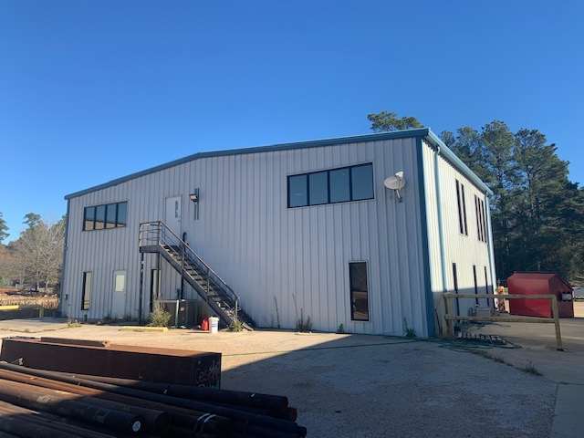 More Photos Of 32703 Tamina Rd, Magnolia Land For Lease