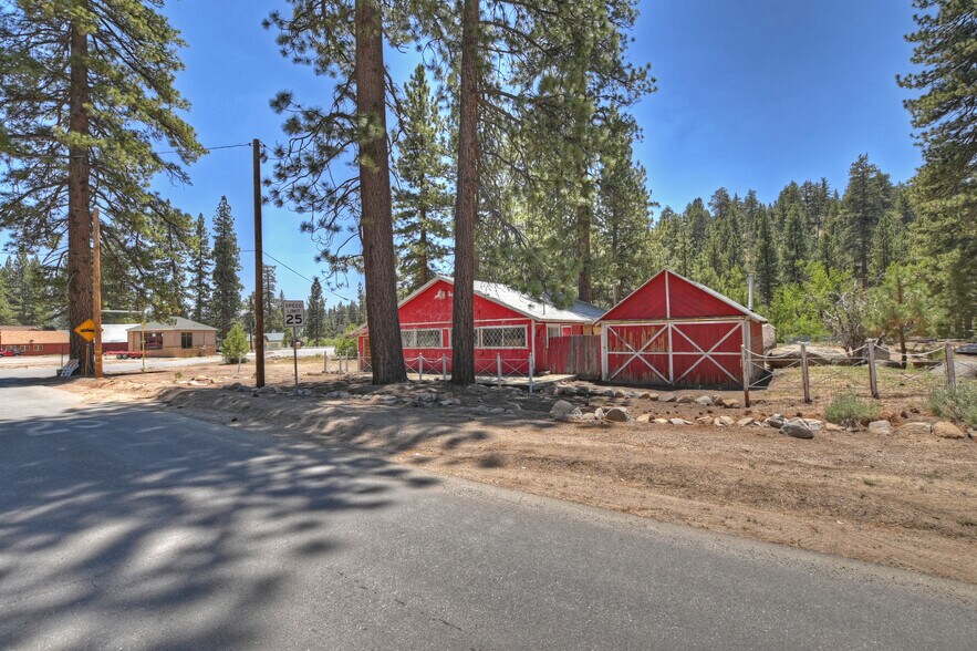 More Photos Of 39167 Rim of the world Dr, Fawnskin Restaurant For Sale