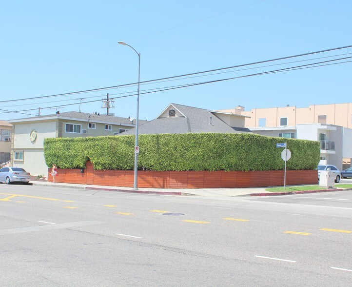 More Photos Of 10603-10609 Palms Blvd, Los Angeles Apartments For Sale