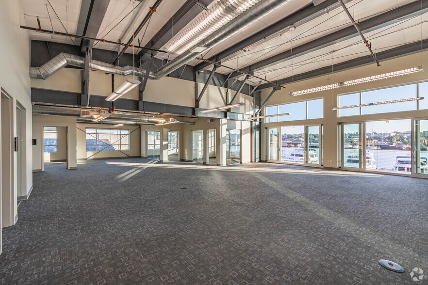 More Photos Of 2284-2360 W Commodore Way, Seattle Unknown For Lease