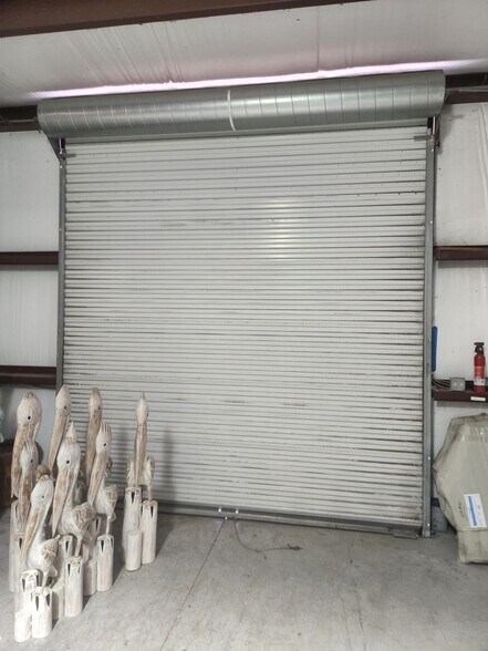 More Photos Of 154 Newman Dr, Brunswick Light Distribution For Lease