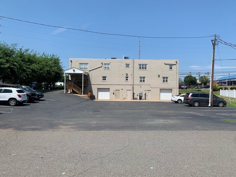 More Photos Of 8317 Centreville Rd, Manassas Office For Lease