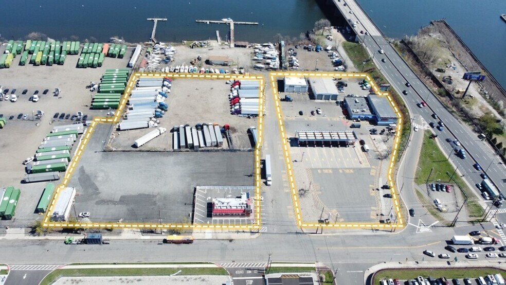 More Photos Of 1 Hackensack Ave, South Kearny Distribution For Lease