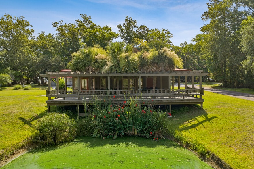 More Photos Of 205 Coosaw Way, Ridgeland Lodge Meeting Hall For Sale
