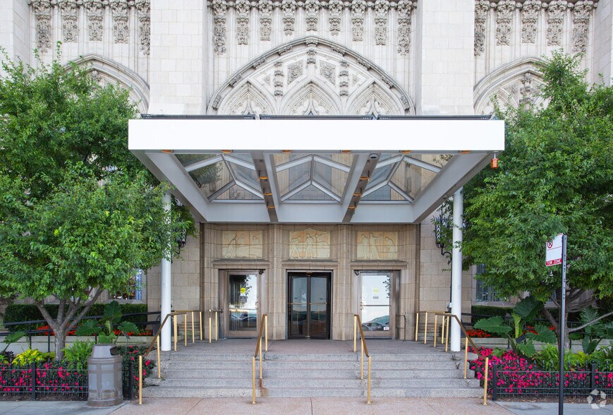 More Photos Of 680 N Lake Shore Dr, Chicago Medical For Lease