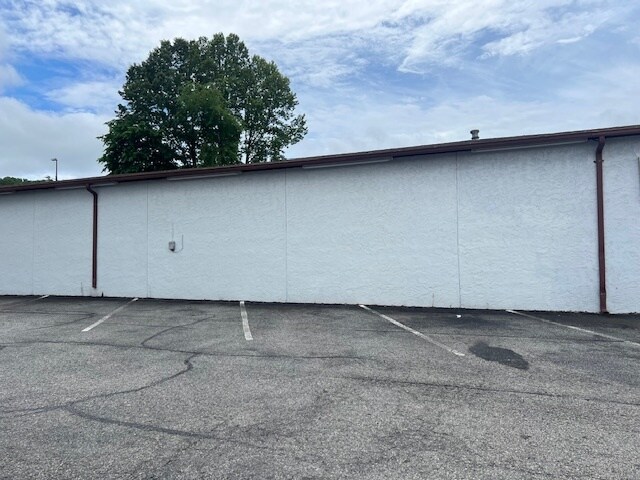 More Photos Of 2808 Virginia Ave, Collinsville Auto Repair For Sale