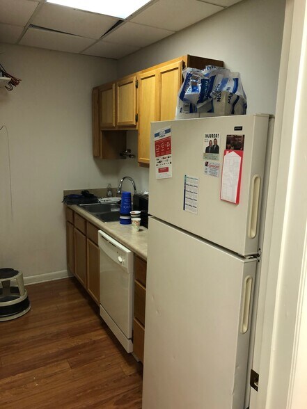 More Photos Of 505 S Perkins Rd, Memphis Apartments For Lease