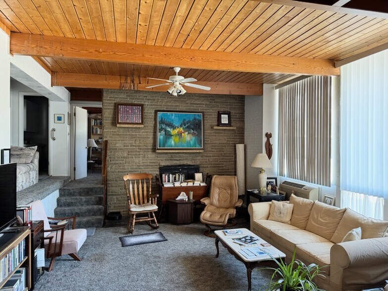 More Photos Of , McCook Unknown For Sale