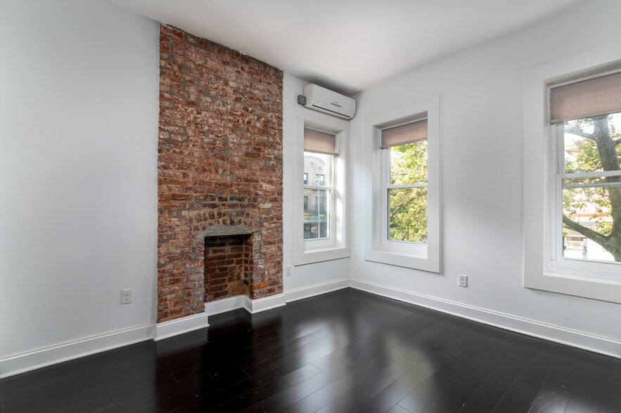 More Photos Of 318-320 Cortelyou Rd, Brooklyn Storefront Retail Residential For Sale