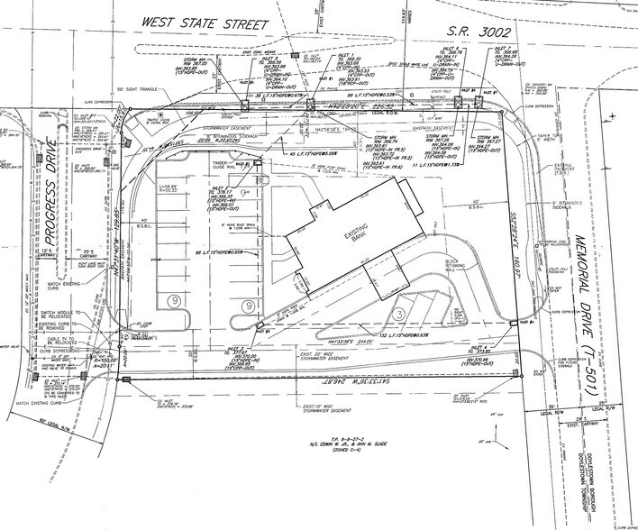 More Photos Of 100 Progress Dr, Doylestown Bank For Lease