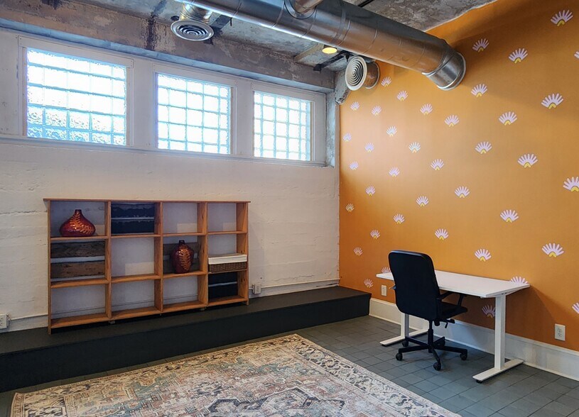 More Photos Of 81 Broadway St, Asheville Coworking Space