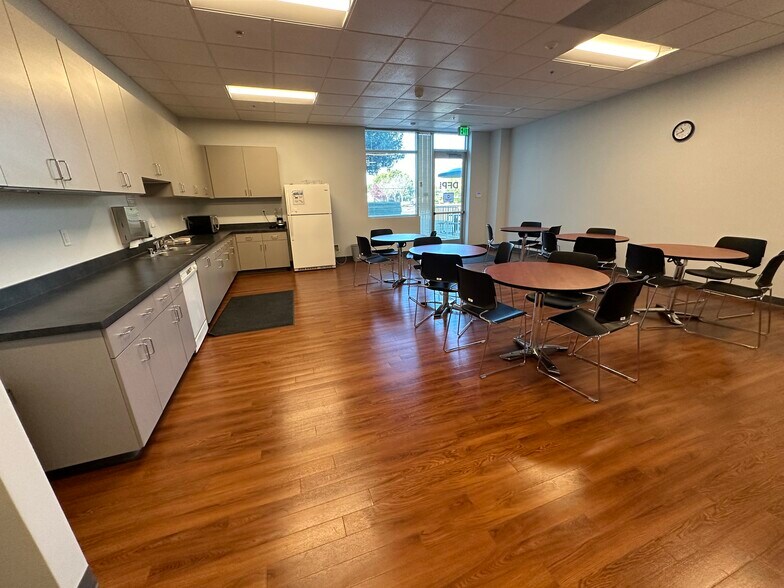 More Photos Of 2101 Arena Blvd, Sacramento Office For Lease