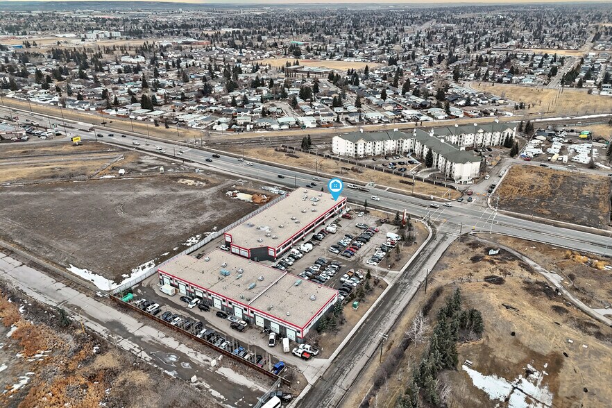 More Photos Of 1803 60th St SE, Calgary Mixed Retail For Sale