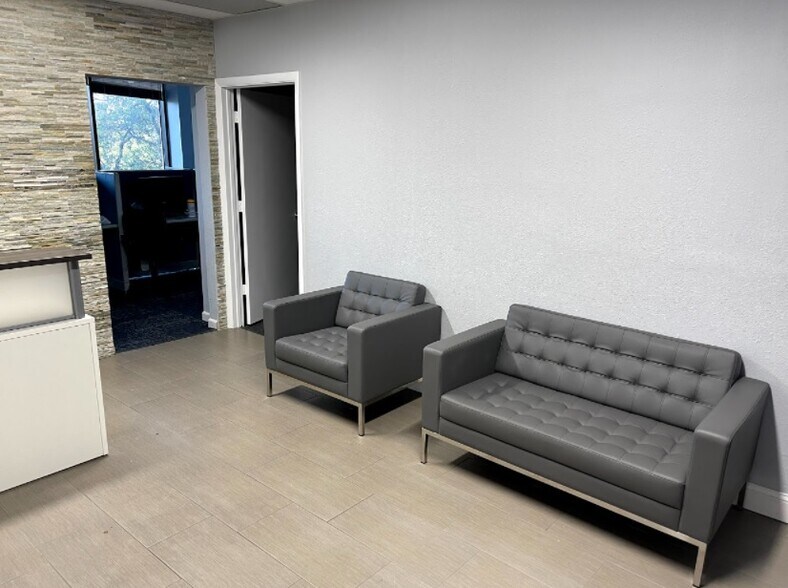 More Photos Of 9600 W Sample Rd, Coral Springs Office For Lease