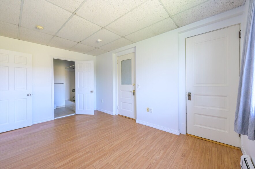 More Photos Of 55 Crystal St, Lenox Dale Apartments For Sale