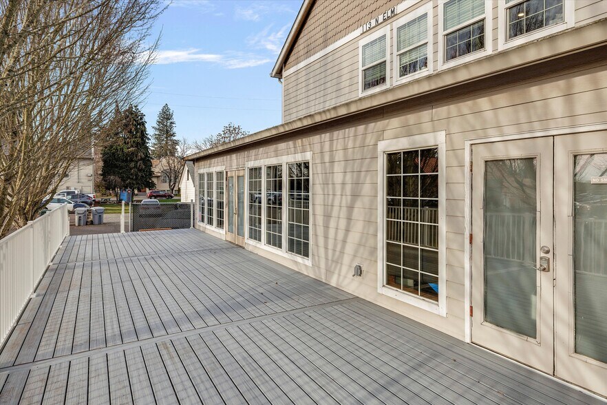 More Photos Of 113 N Elm St, Canby Restaurant For Sale