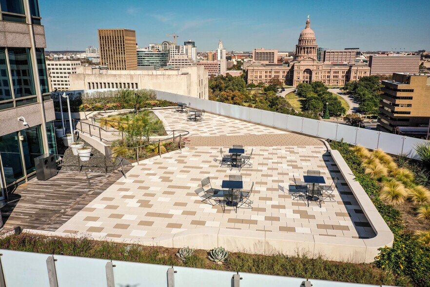 More Photos Of 816 Congress Ave, Austin Office For Lease