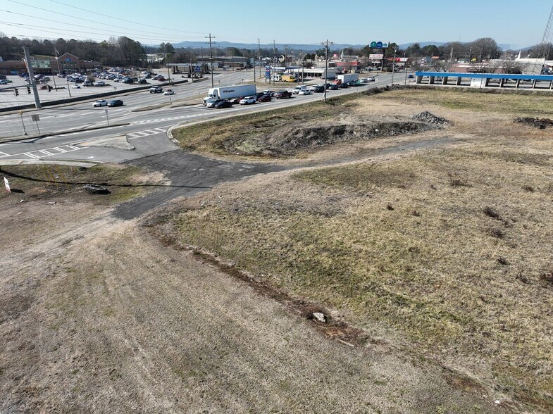 More Photos Of 1136 S Wall St, Calhoun Land For Sale