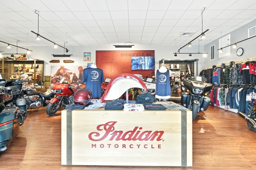 More Photos Of 962 Southampton Rd, Westfield Warehouse For Sale