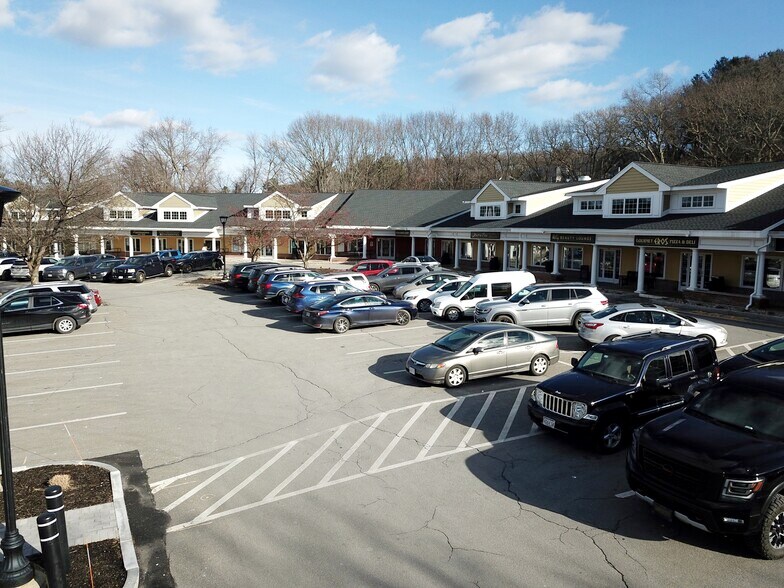 Primary Photo Of 162 Cordaville Rd, Southborough Unknown For Lease