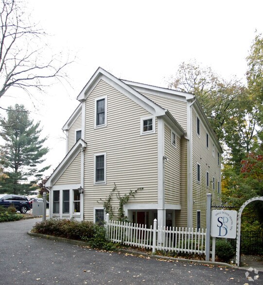 More Photos Of 39 Smith Ave, Mount Kisco Medical For Lease