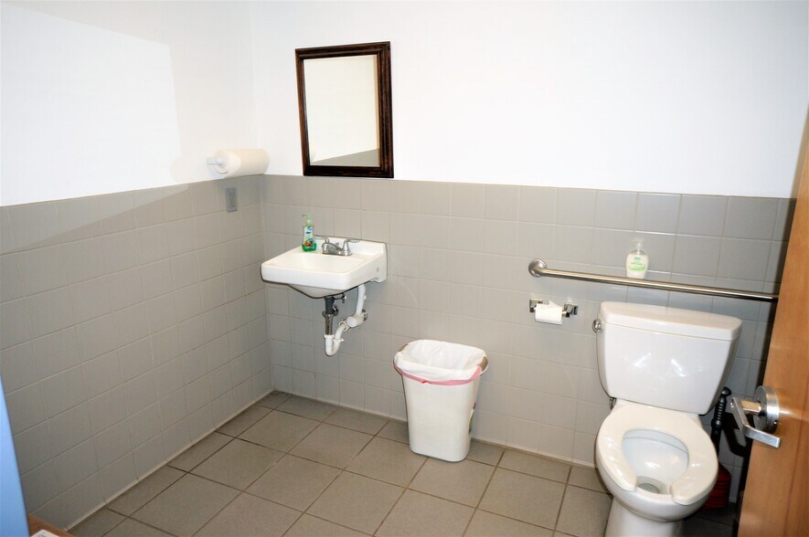 More Photos Of 2 Red Hill Rd, Montague Warehouse For Sale