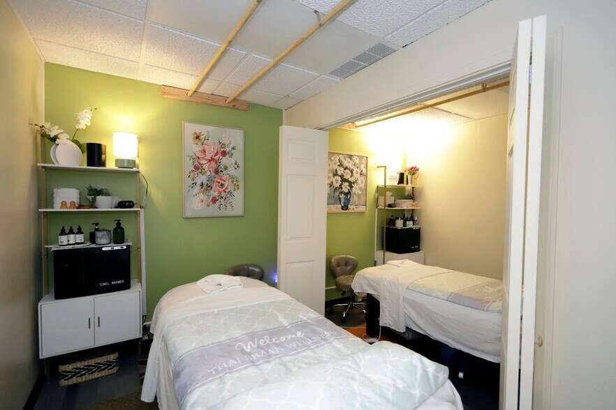 More Photos Of 597 Dartmouth St, Dartmouth Office For Sale