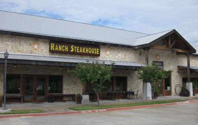 More Photos Of 1427-1435 N Highway 67, Cedar Hill Unknown For Lease