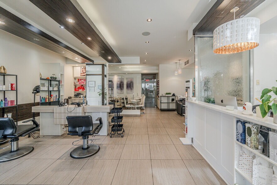 More Photos Of 19777-19795 Ch Sainte-Marie, Kirkland Storefront For Lease