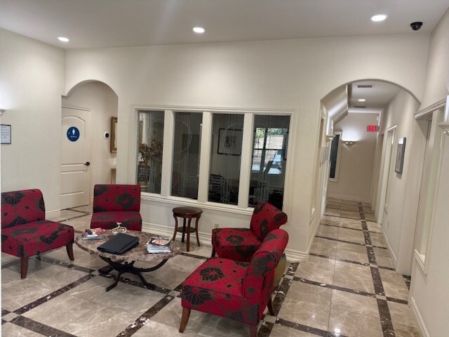 More Photos Of 915 Douglas Blvd, Roseville Office For Sale