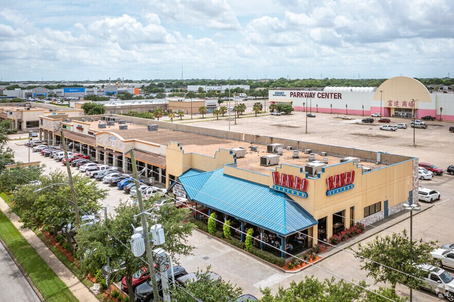 More Photos Of 9370-9380 W Sam Houston Pky S, Houston Unknown For Lease