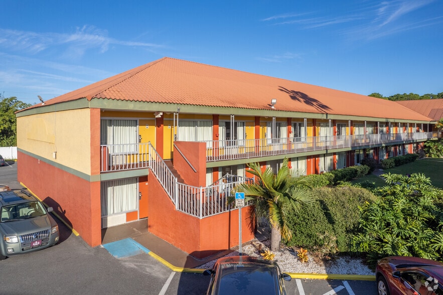 More Photos Of 5600 State Road 524, Cocoa Hotel For Sale